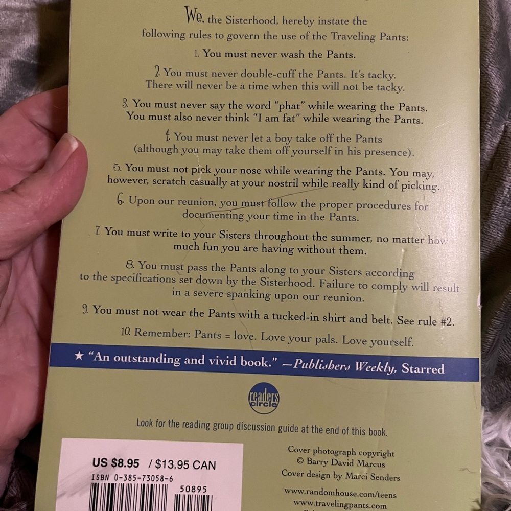 The Sisterhood of the Traveling Pants Book by Ann Brashares - Picture 3 of 7